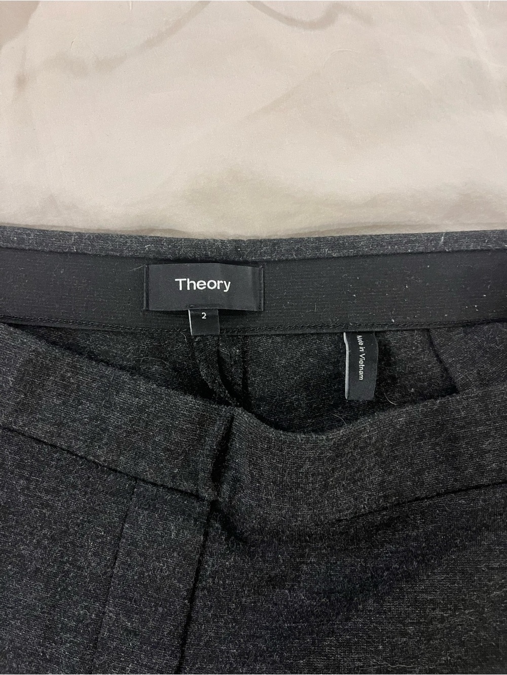 Theory Women's Ankle Cropped Pants in Charcoal Gray